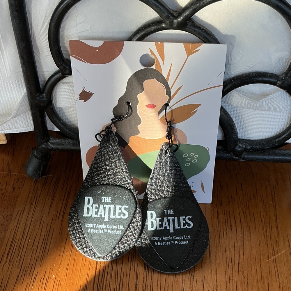 🎸Beatles Hand Crafted Black and Gray Earrings 🎸